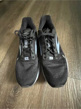 Brooks Running Sneakers Size 9.5/41 Black /Blue